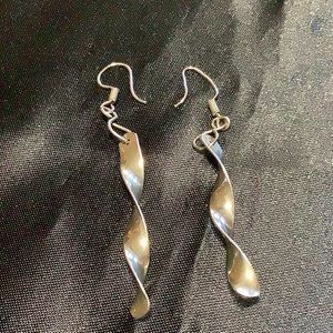 Sterling silver Ribbon Earrings